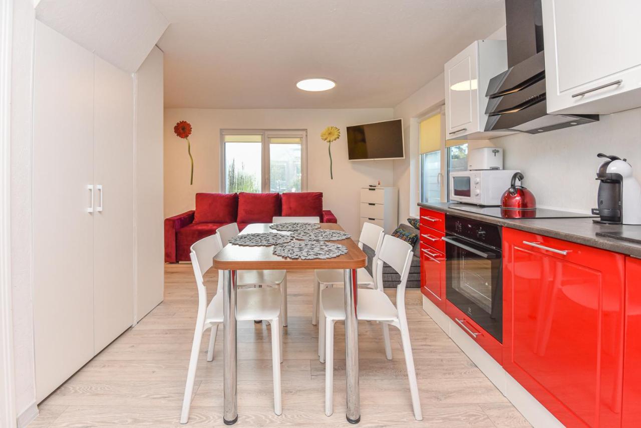 Vila Renata Laure Palanga Exteriör bild