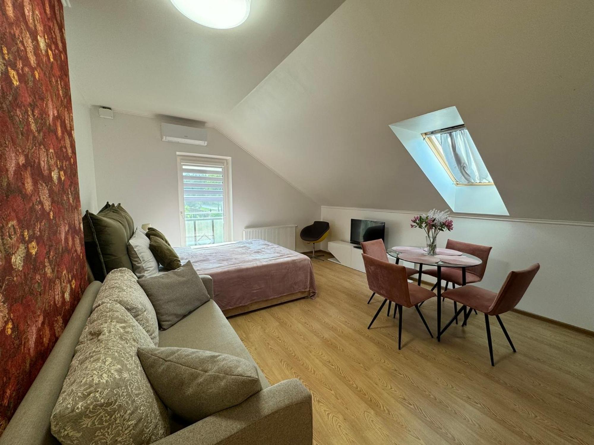 Vila Renata Laure Palanga Exteriör bild